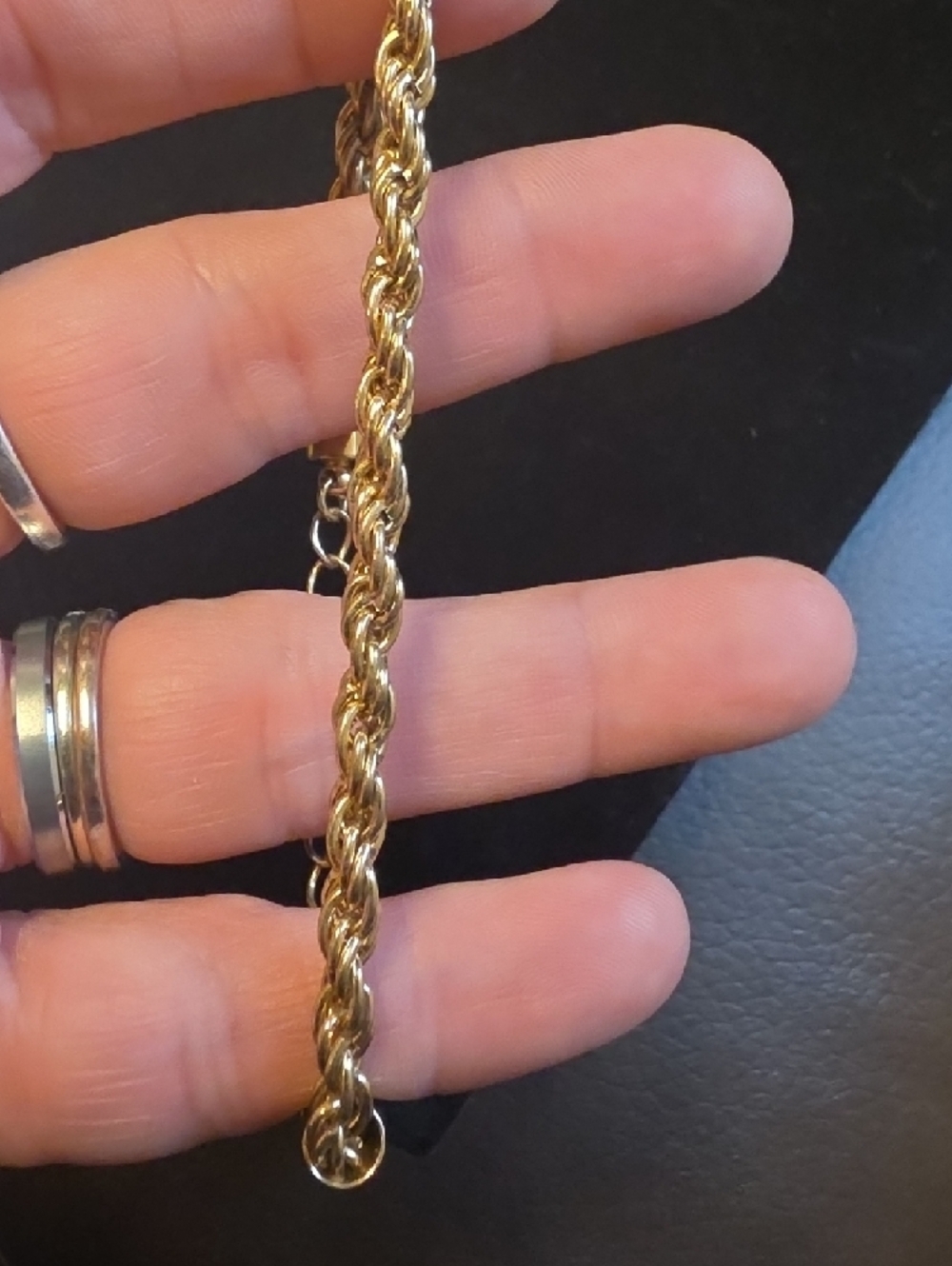 Gold Rope Chain Bracelet for Women - Elegant Twist Link - Picture 3 of 3